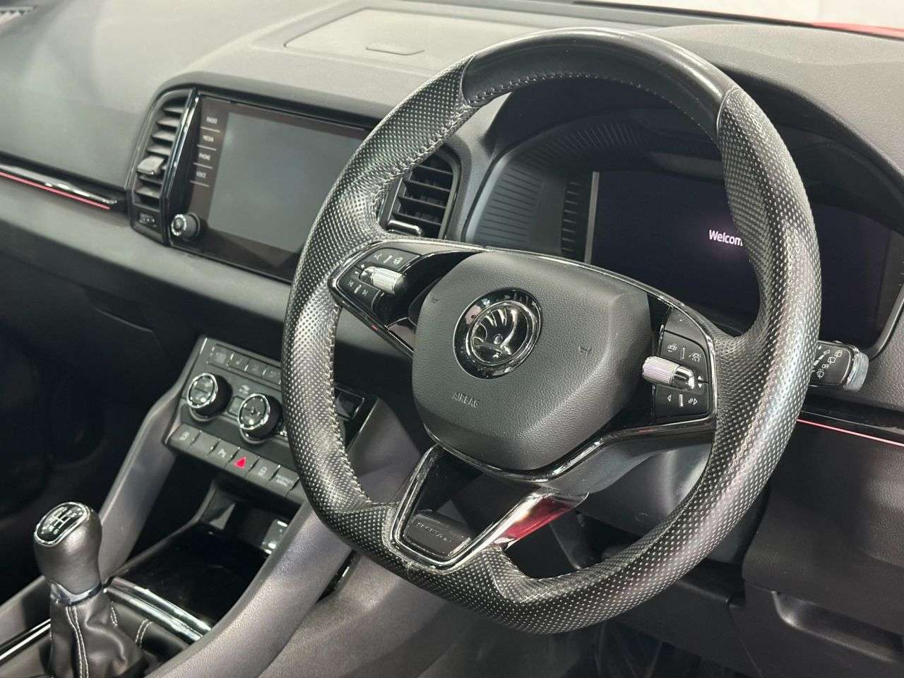 2021 SKODA KAROQ 2021 SKODA KAROQ