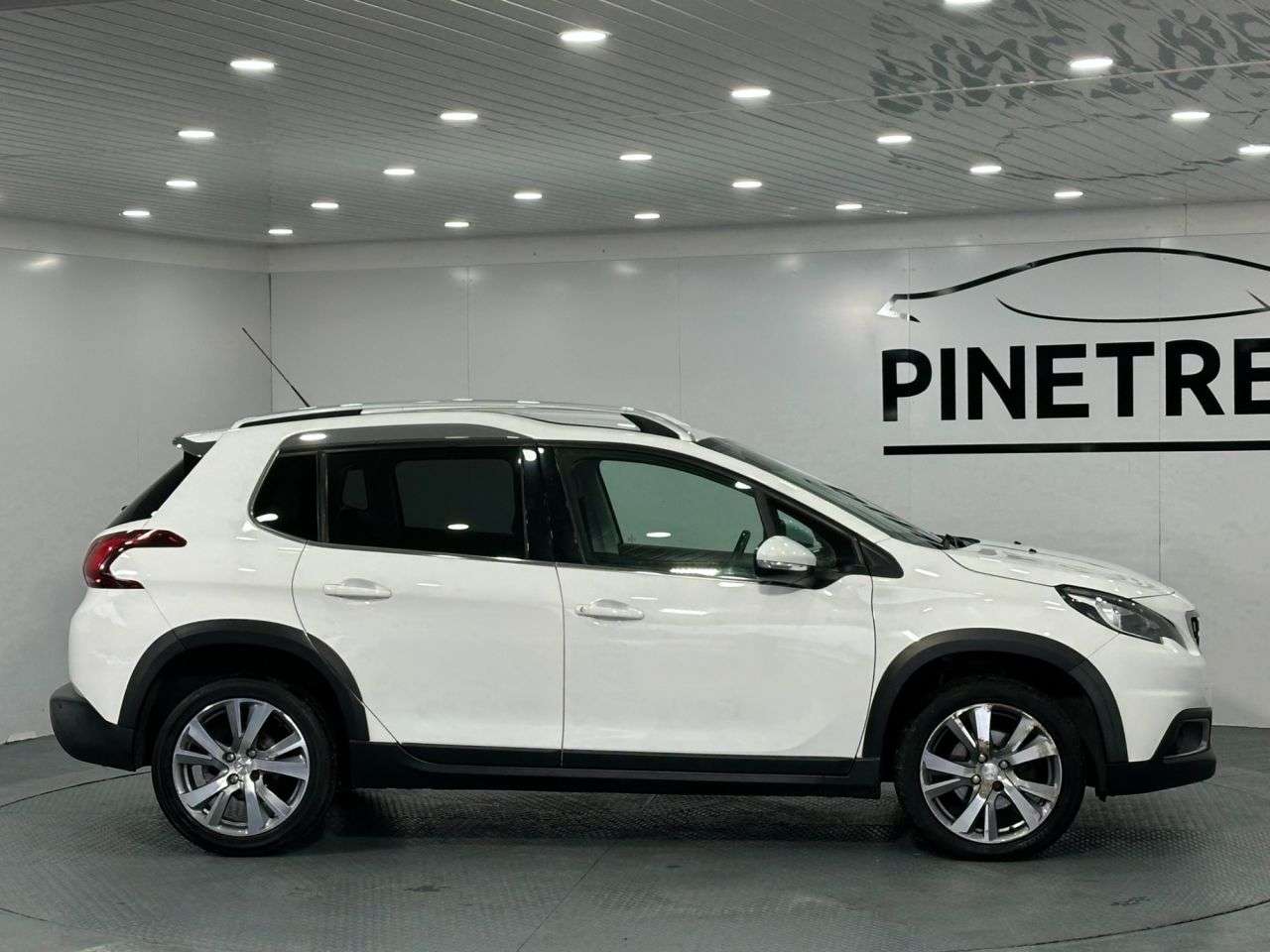 2018 PEUGEOT 2008 2018 PEUGEOT 2008