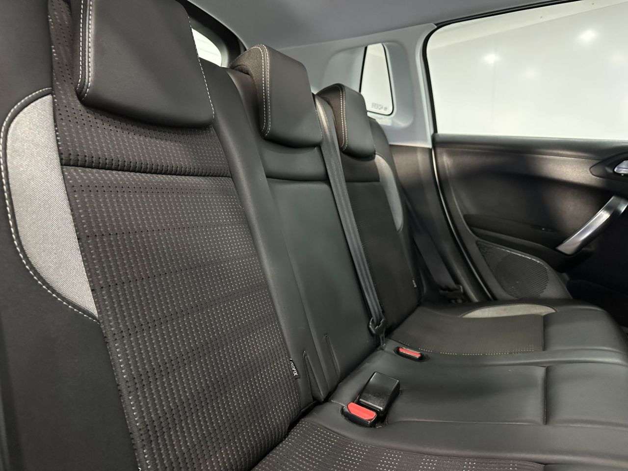 2018 PEUGEOT 2008 2018 PEUGEOT 2008
