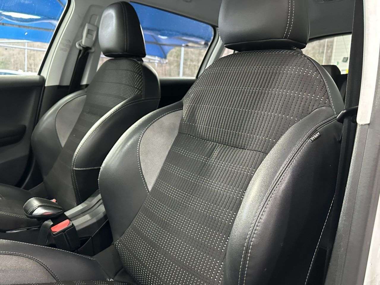 2018 PEUGEOT 2008 2018 PEUGEOT 2008