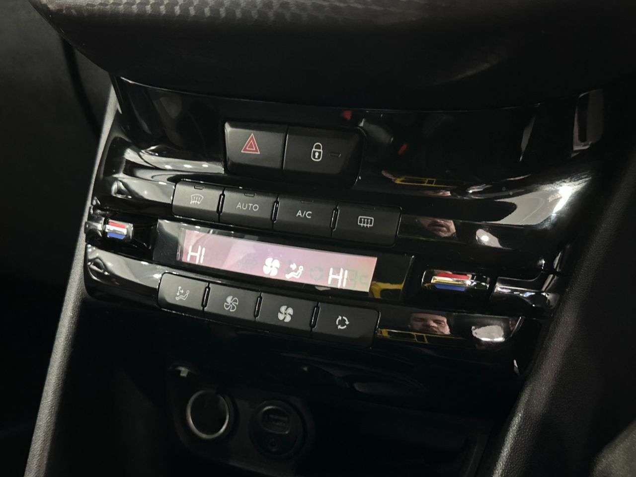 2018 PEUGEOT 2008 2018 PEUGEOT 2008