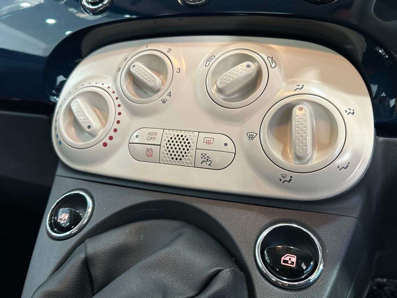 2018 FIAT 500 2018 FIAT 500