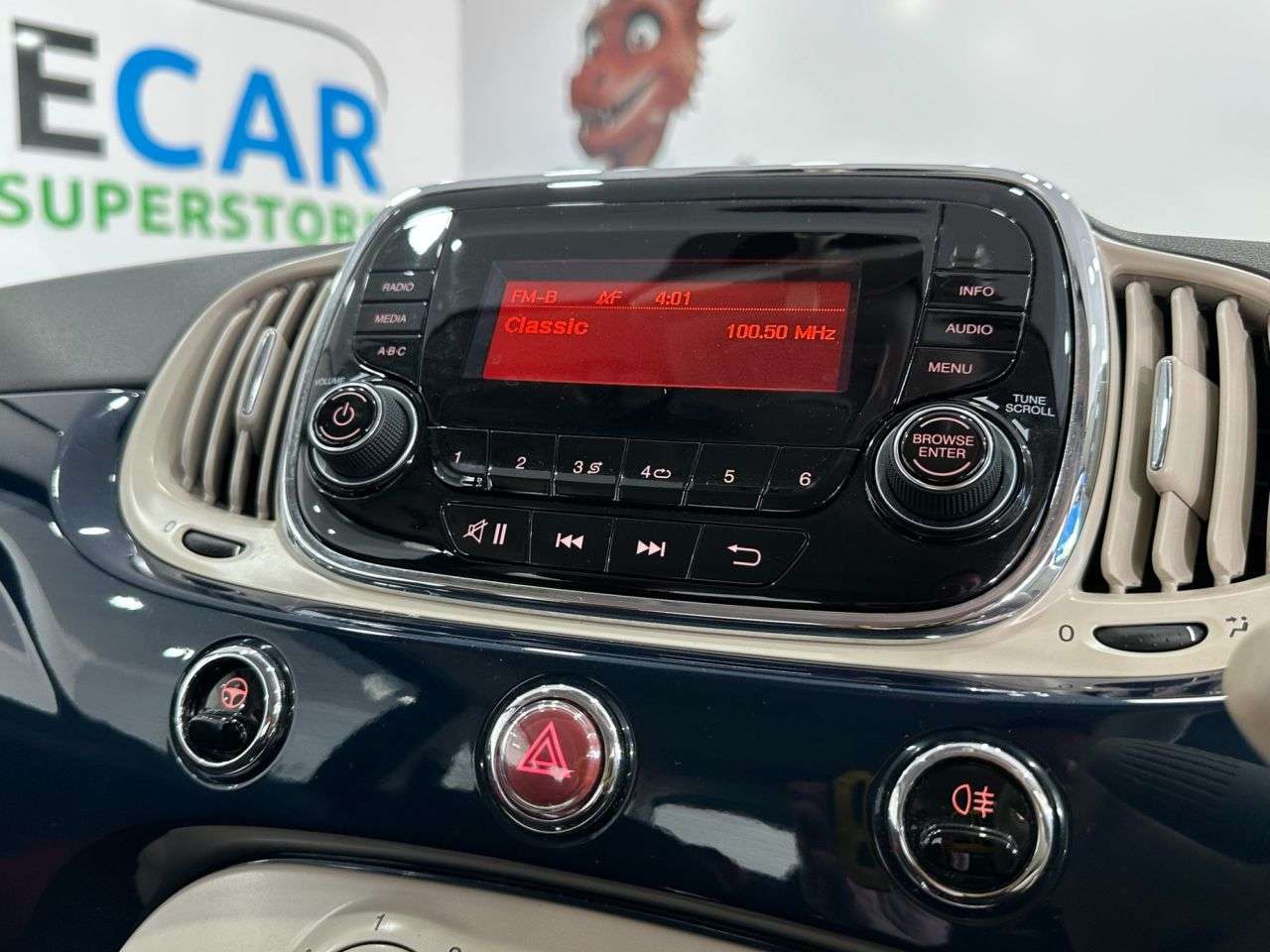 2018 FIAT 500 2018 FIAT 500