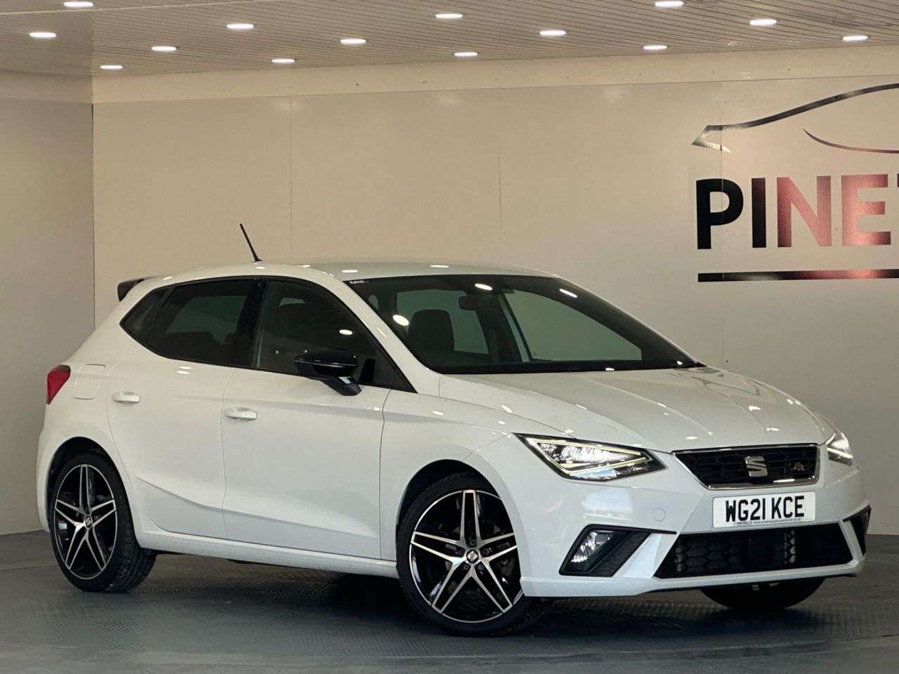 A 2021 SEAT IBIZA 1.0 TSI FR Sport Hatchback 5dr Petrol DSG Euro 6 (s/s) (110 ps) A 2021 SEAT IBIZA 1.0 TSI FR Sport Hatchback 5dr Petrol DSG Euro 6 (s/s) (110 ps)