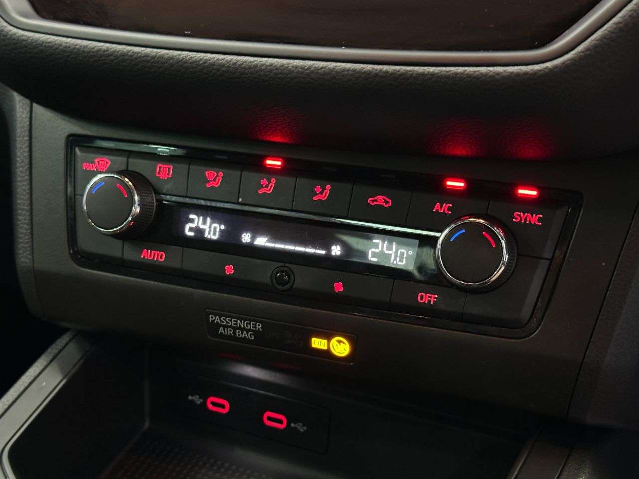 2021 SEAT IBIZA 2021 SEAT IBIZA