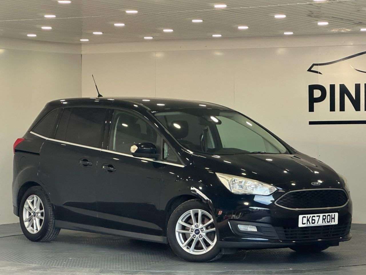 A 2017 FORD GRAND C-MAX 1.5 TDCi Zetec MPV 5dr Diesel Manual Euro 6 (s/s) (120 ps) A 2017 FORD GRAND C-MAX 1.5 TDCi Zetec MPV 5dr Diesel Manual Euro 6 (s/s) (120 ps)