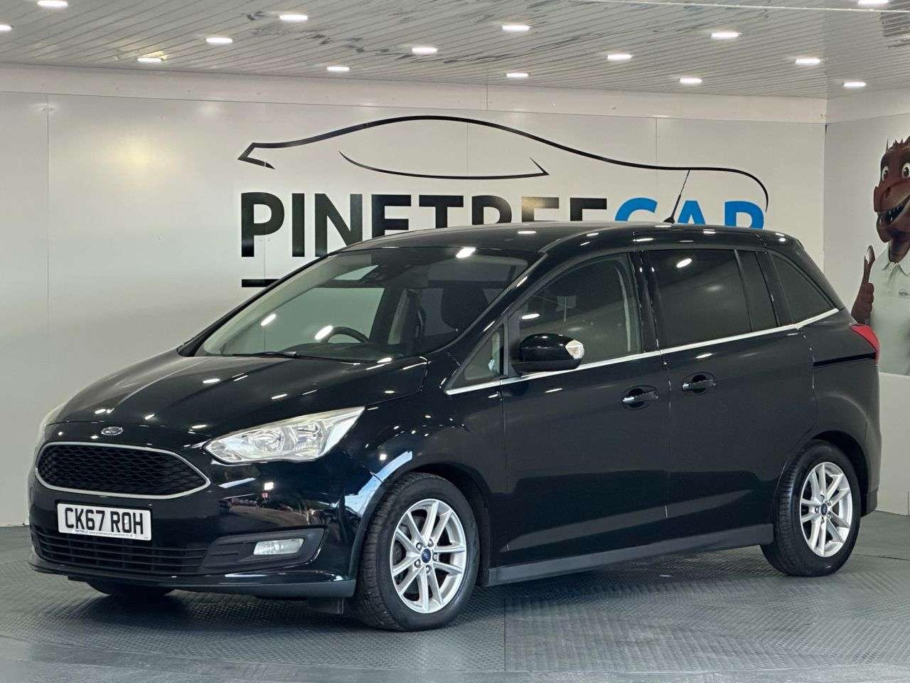 A 2017 FORD GRAND C-MAX 1.5 TDCi Zetec MPV 5dr Diesel Manual Euro 6 (s/s) (120 ps) A 2017 FORD GRAND C-MAX 1.5 TDCi Zetec MPV 5dr Diesel Manual Euro 6 (s/s) (120 ps)