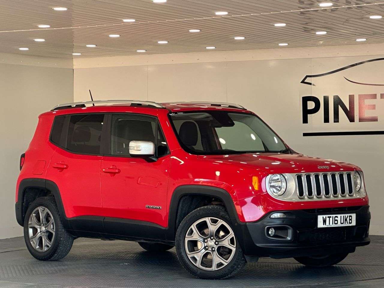 A 2016 JEEP RENEGADE 2.0 MultiJetII Limited SUV 5dr Diesel Manual 4WD Euro 6 (s/s) (140 ps) A 2016 JEEP RENEGADE 2.0 MultiJetII Limited SUV 5dr Diesel Manual 4WD Euro 6 (s/s) (140 ps)