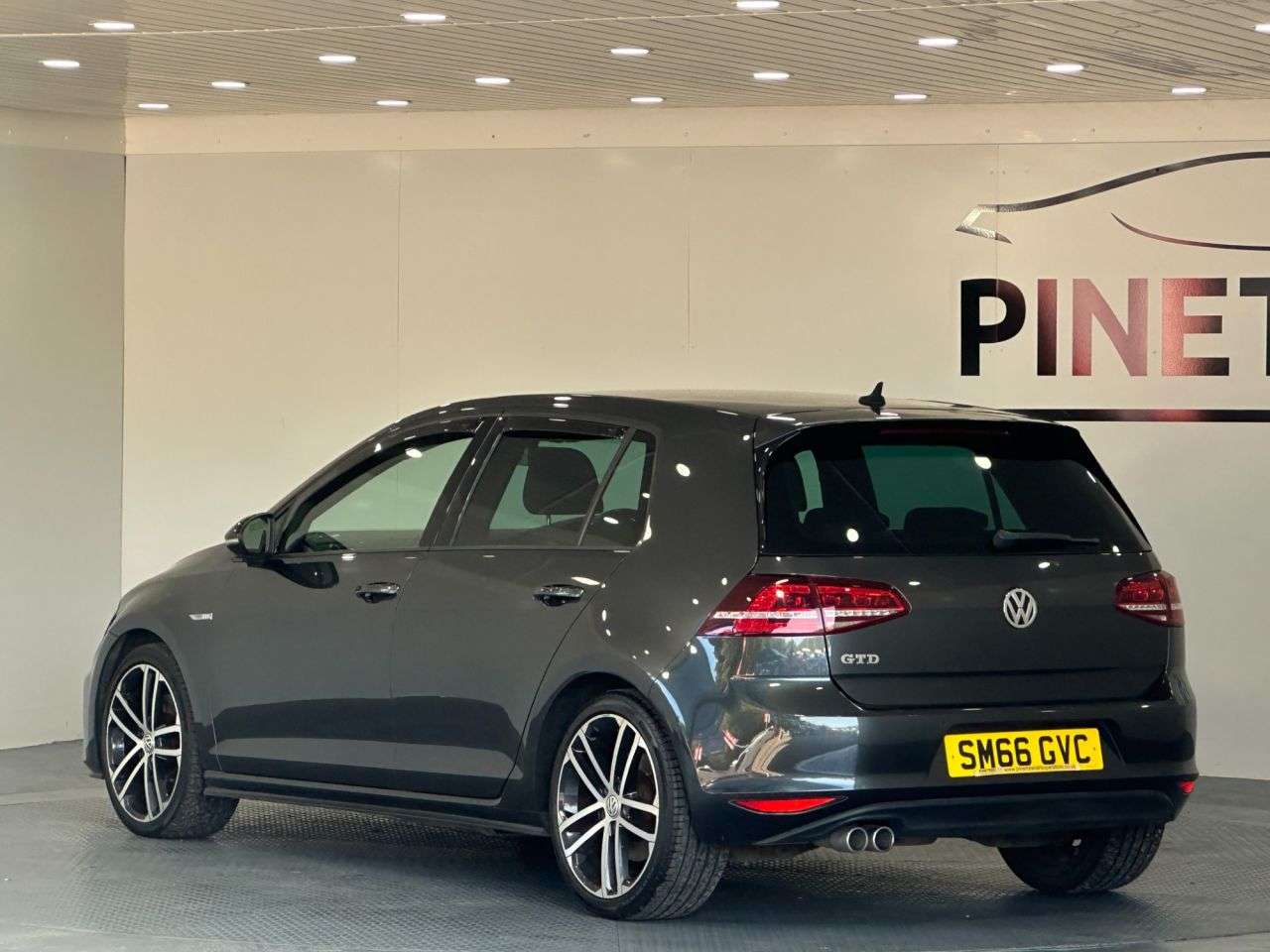 2016 VOLKSWAGEN GOLF 2016 VOLKSWAGEN GOLF
