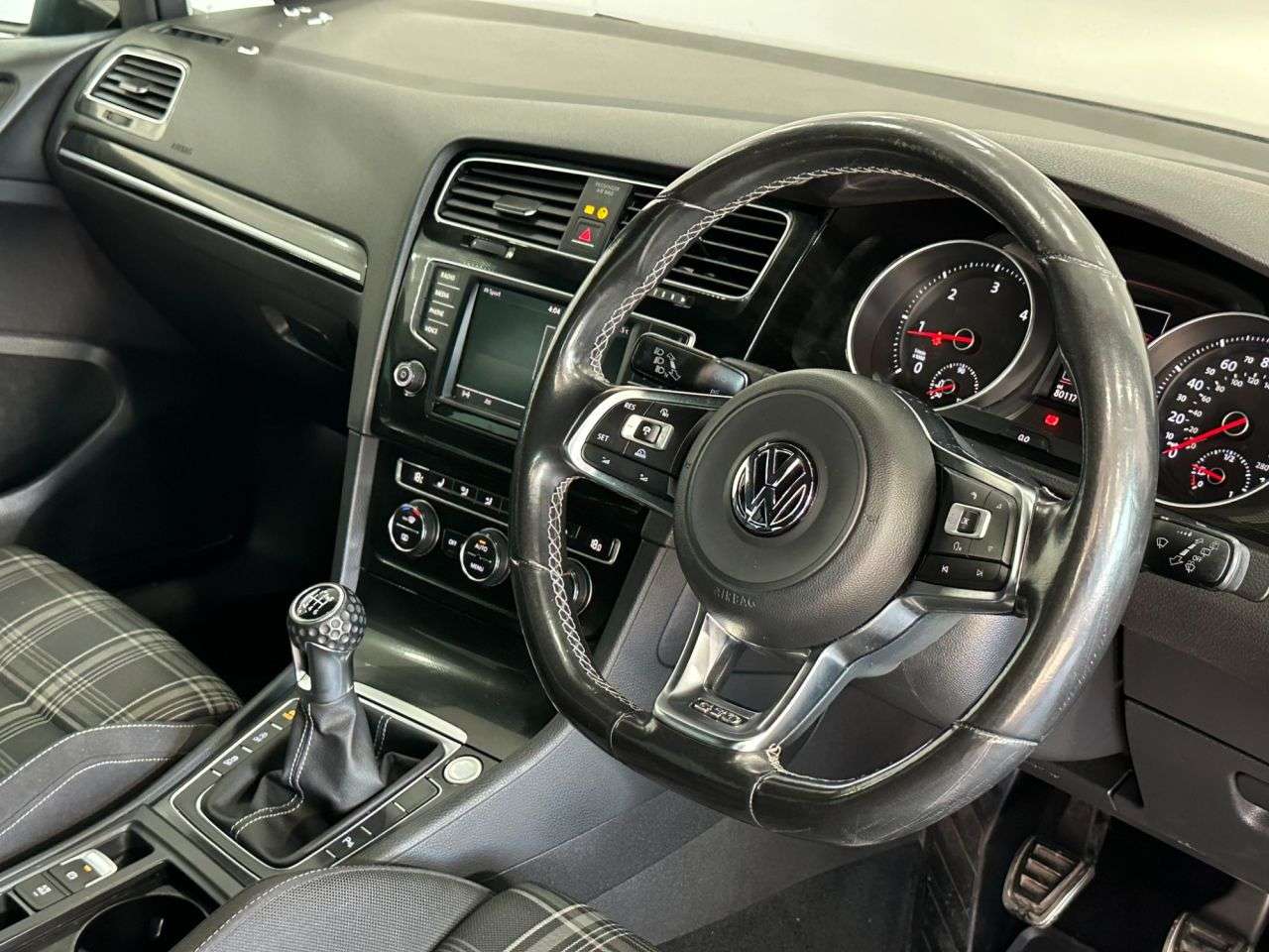 2016 VOLKSWAGEN GOLF 2016 VOLKSWAGEN GOLF