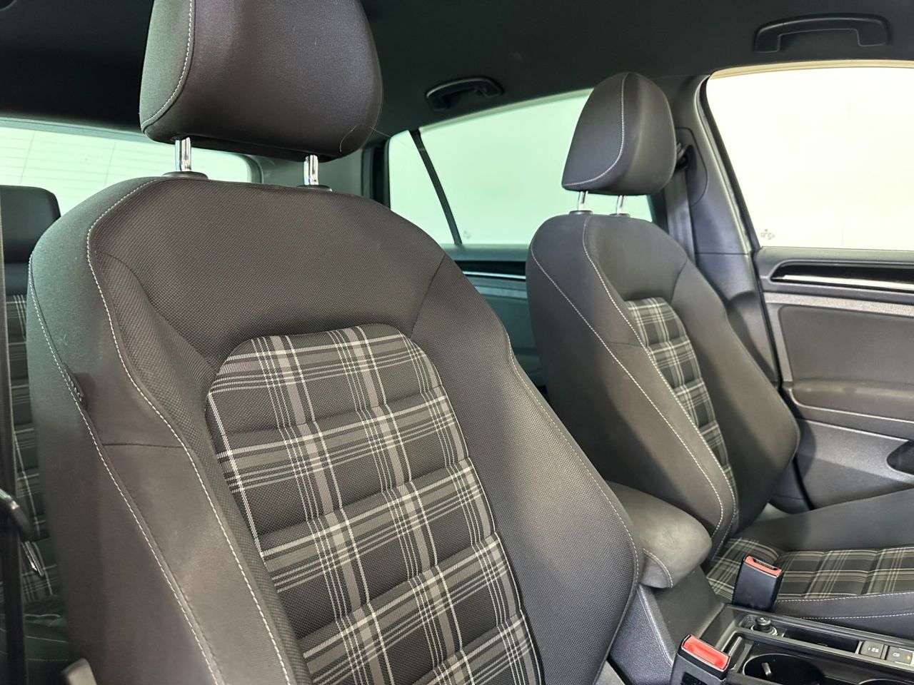2016 VOLKSWAGEN GOLF 2016 VOLKSWAGEN GOLF