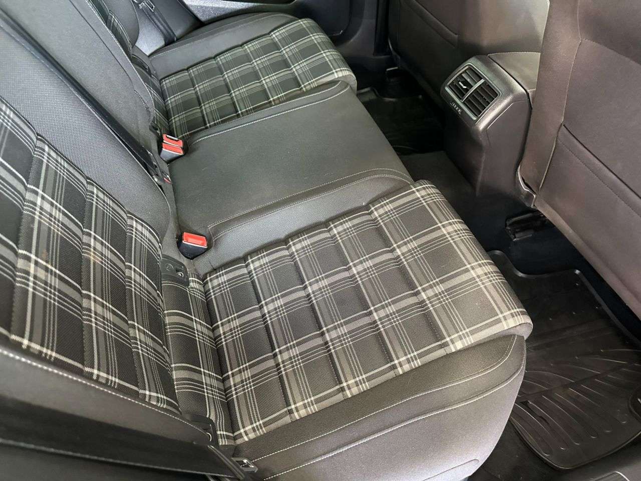 2016 VOLKSWAGEN GOLF 2016 VOLKSWAGEN GOLF