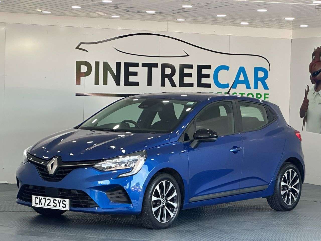 A 2022 RENAULT CLIO 1.0 TCe Evolution Hatchback 5dr Petrol Manual Euro 6 (s/s) (90 ps) A 2022 RENAULT CLIO 1.0 TCe Evolution Hatchback 5dr Petrol Manual Euro 6 (s/s) (90 ps)