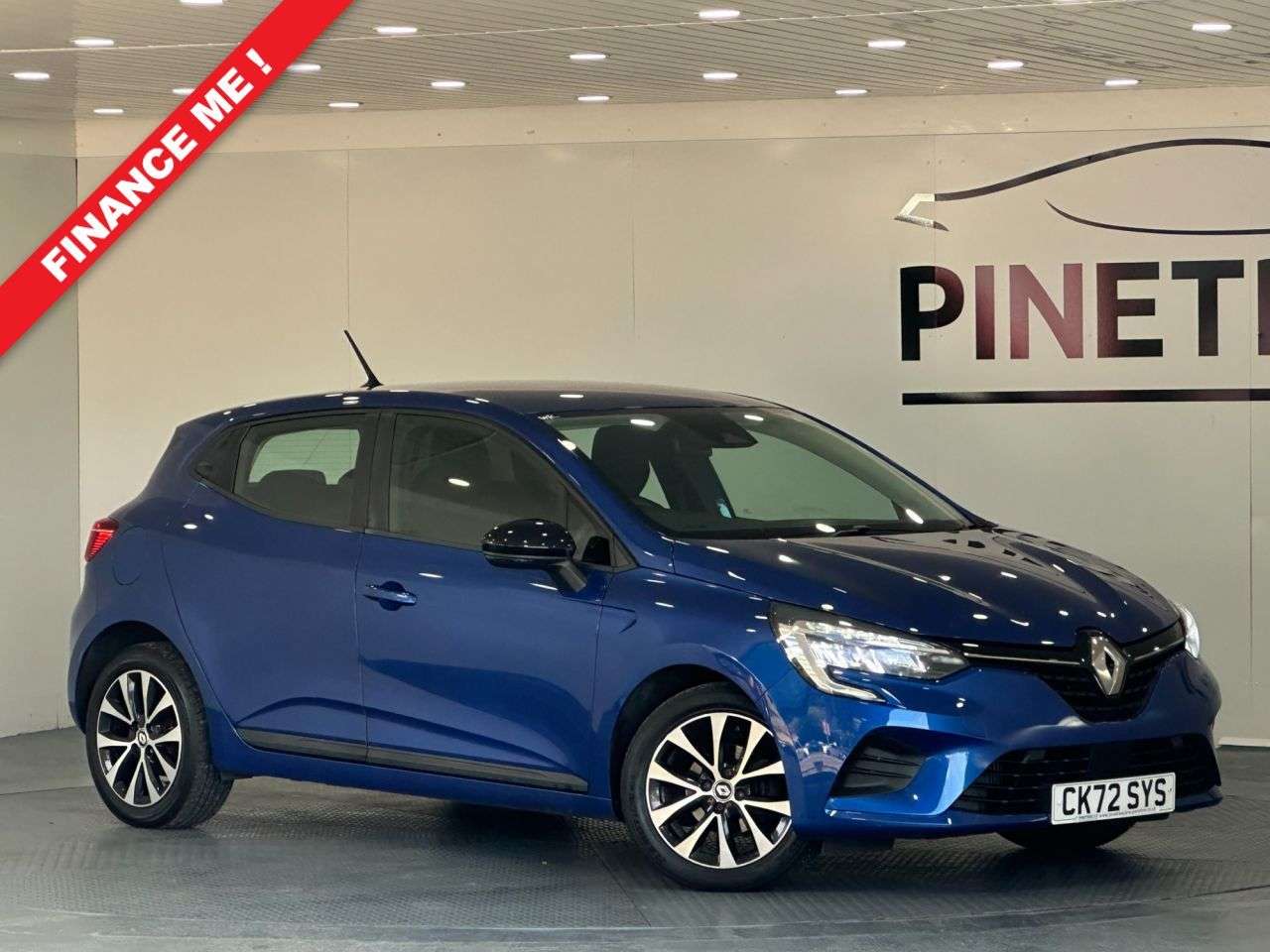 A 2022 RENAULT CLIO 1.0 TCe Evolution Hatchback 5dr Petrol Manual Euro 6 (s/s) (90 ps) A 2022 RENAULT CLIO 1.0 TCe Evolution Hatchback 5dr Petrol Manual Euro 6 (s/s) (90 ps)