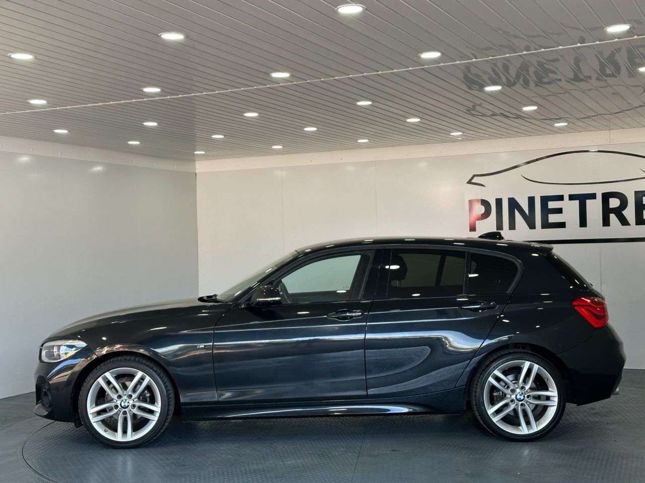 2017 BMW 1 SERIES 2017 BMW 1 SERIES