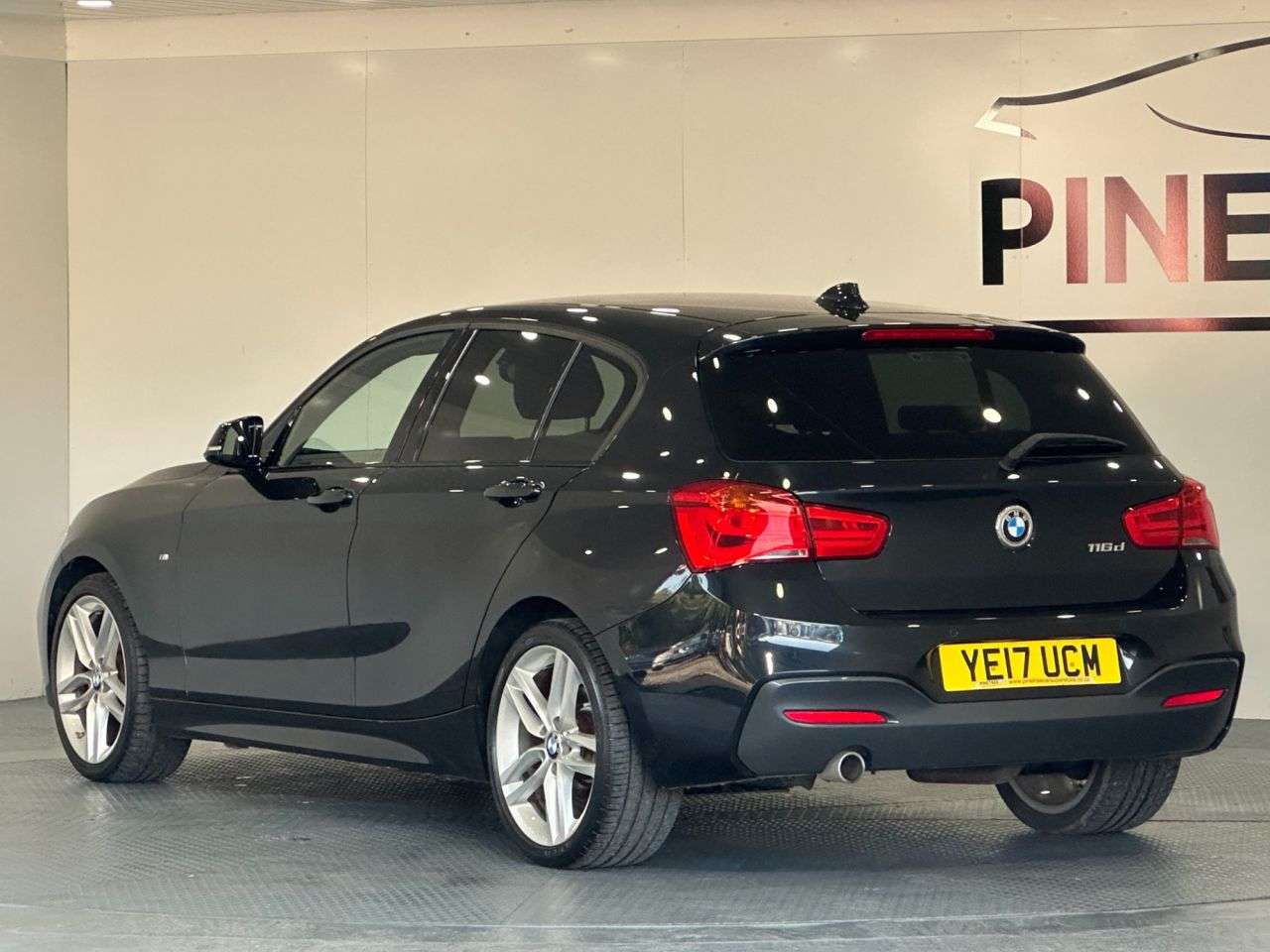 2017 BMW 1 SERIES 2017 BMW 1 SERIES