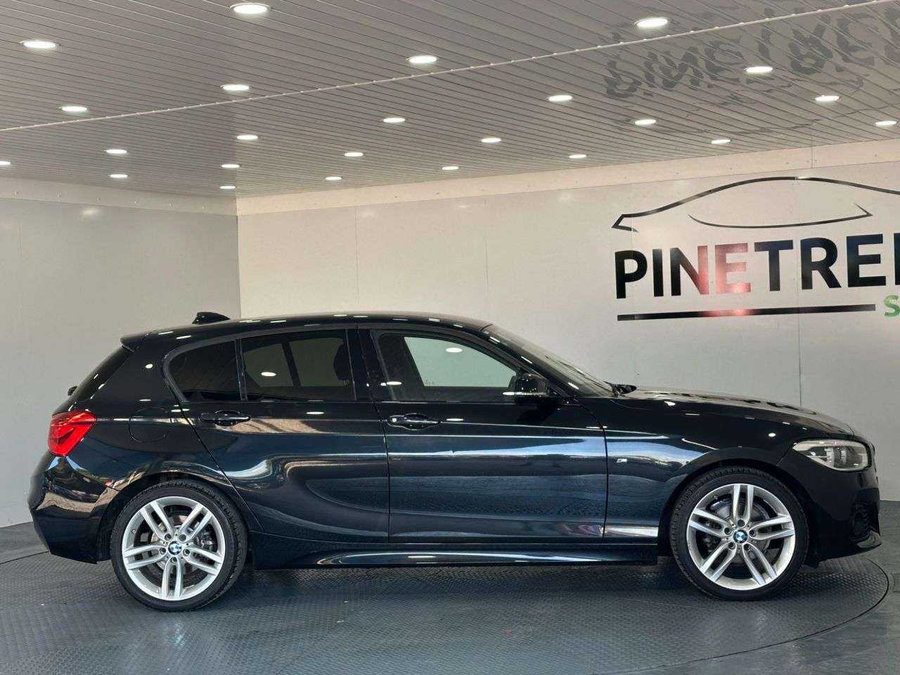 2017 BMW 1 SERIES 2017 BMW 1 SERIES