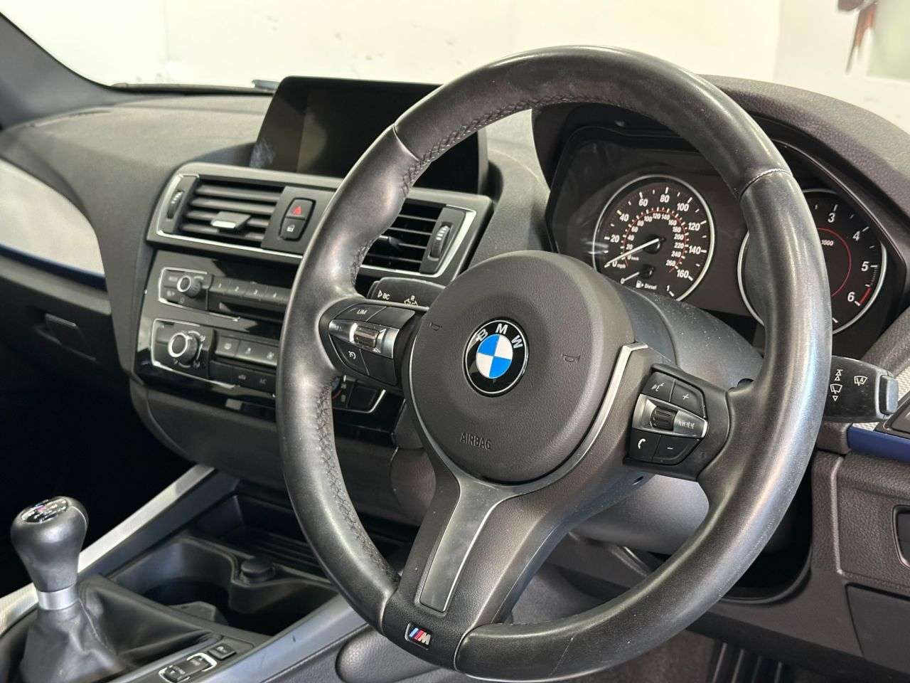 2017 BMW 1 SERIES 2017 BMW 1 SERIES