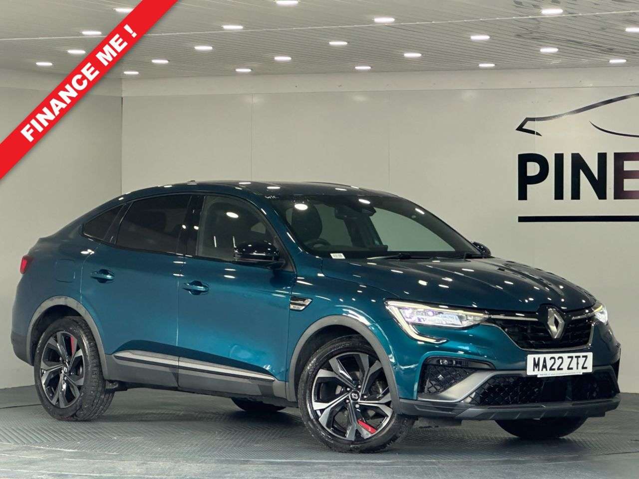 A 2022 RENAULT ARKANA 1.3 TCe MHEV r.s. line SUV 5dr Petrol EDC 2WD Euro 6 (s/s) (140 ps) A 2022 RENAULT ARKANA 1.3 TCe MHEV r.s. line SUV 5dr Petrol EDC 2WD Euro 6 (s/s) (140 ps)
