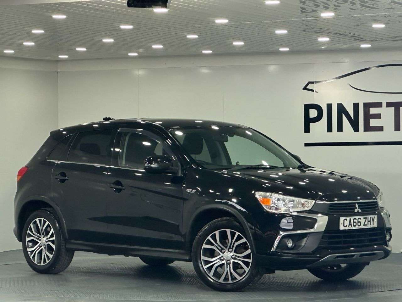 A 2017 MITSUBISHI ASX 1.6D 3 SUV 5dr Diesel Manual Euro 6 (s/s) (112 ps) A 2017 MITSUBISHI ASX 1.6D 3 SUV 5dr Diesel Manual Euro 6 (s/s) (112 ps)