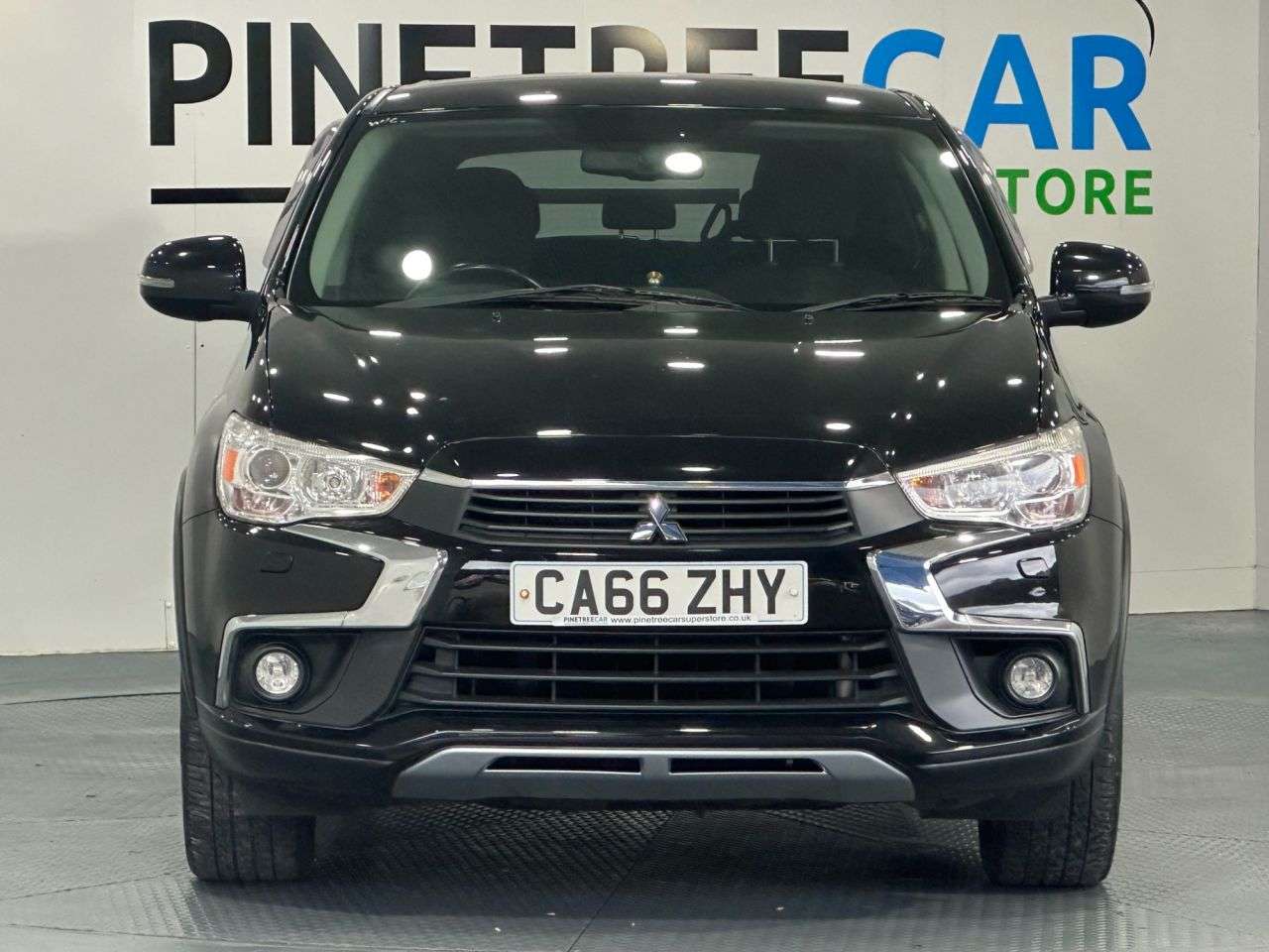 A 2017 MITSUBISHI ASX 1.6D 3 SUV 5dr Diesel Manual Euro 6 (s/s) (112 ps) A 2017 MITSUBISHI ASX 1.6D 3 SUV 5dr Diesel Manual Euro 6 (s/s) (112 ps)