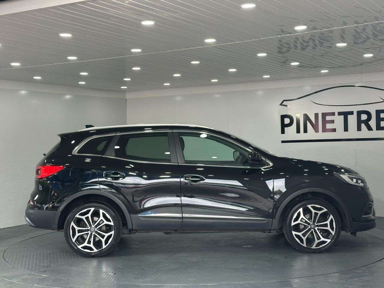 2019 RENAULT KADJAR 2019 RENAULT KADJAR