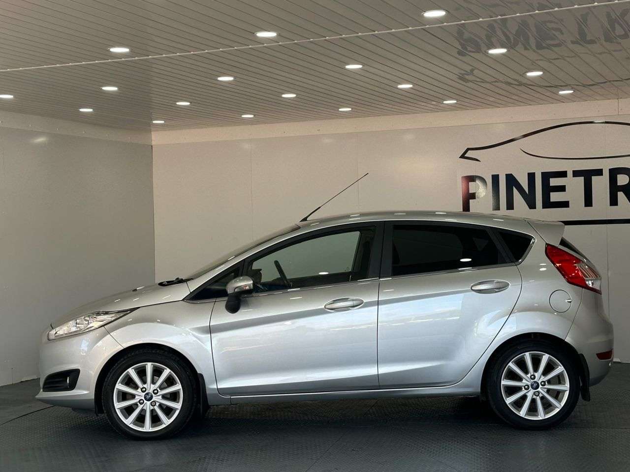 2016 FORD FIESTA 2016 FORD FIESTA