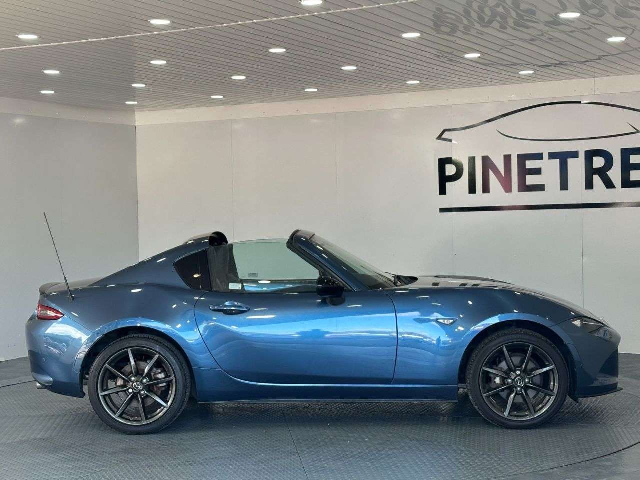2018 MAZDA MX-5 RF 2018 MAZDA MX-5 RF