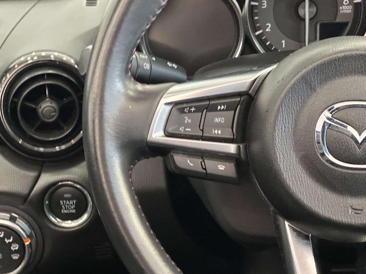 2018 MAZDA MX-5 RF 2018 MAZDA MX-5 RF