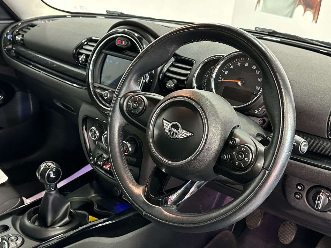 2017 MINI CLUBMAN 2017 MINI CLUBMAN