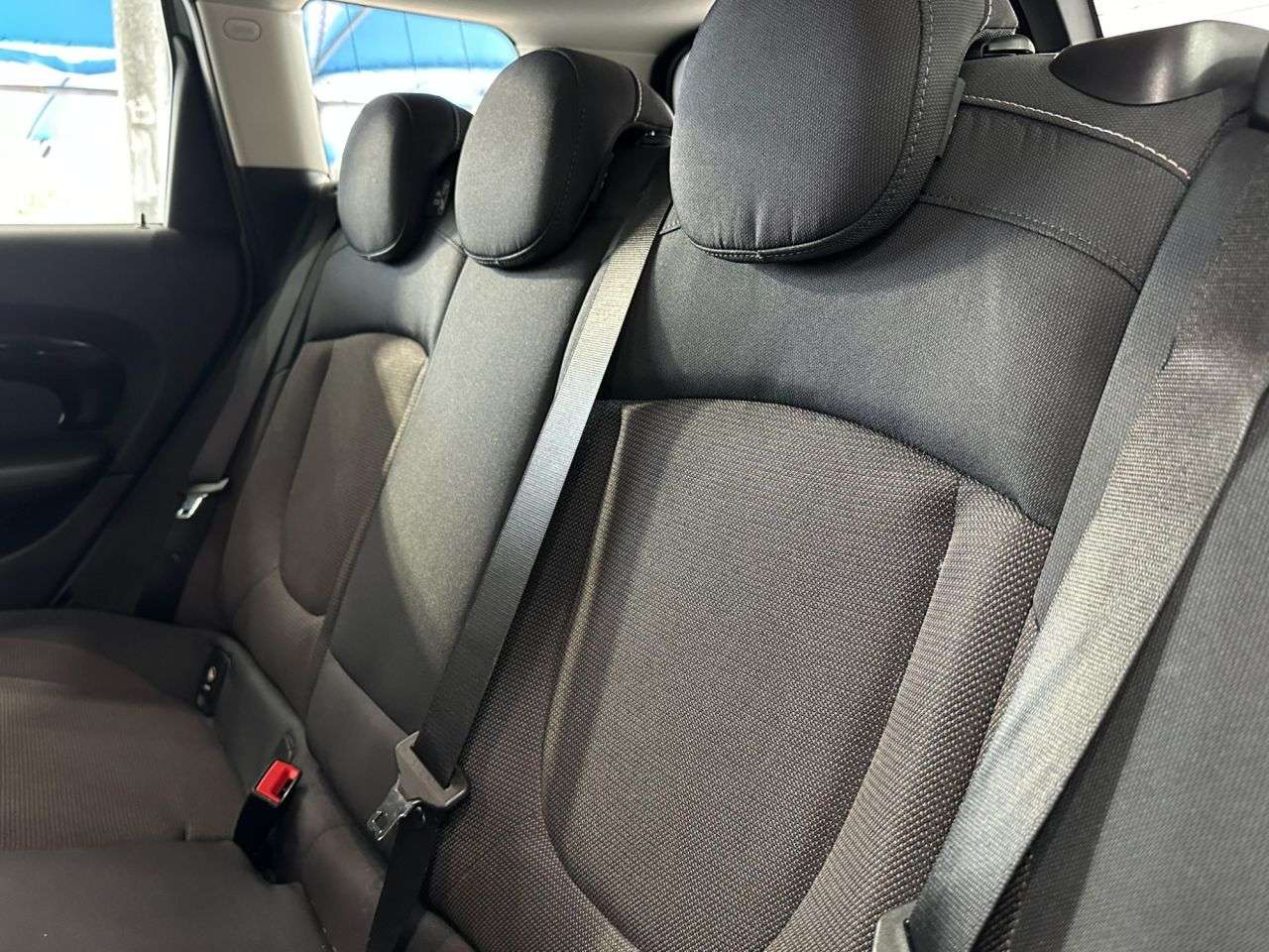 2017 MINI CLUBMAN 2017 MINI CLUBMAN