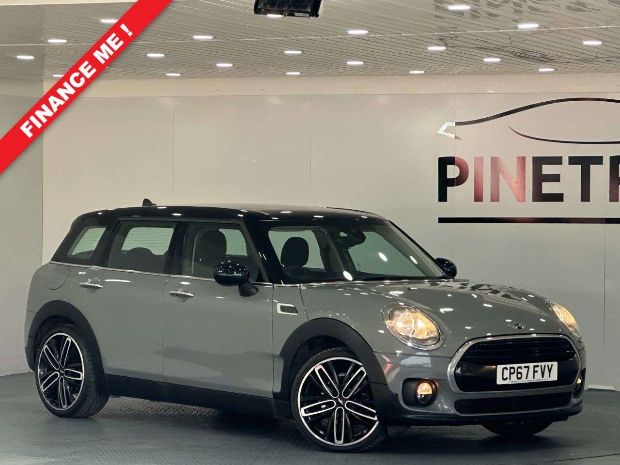 A 2017 MINI CLUBMAN 1.5 Cooper (Black Pack) Estate 6dr Petrol Manual Euro 6 (s/s) (136 ps) A 2017 MINI CLUBMAN 1.5 Cooper (Black Pack) Estate 6dr Petrol Manual Euro 6 (s/s) (136 ps)