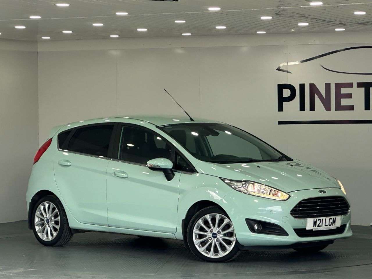 A 2016 FORD FIESTA 1.5 TDCi Titanium X Hatchback 5dr Diesel Manual Euro 6 (95 ps) A 2016 FORD FIESTA 1.5 TDCi Titanium X Hatchback 5dr Diesel Manual Euro 6 (95 ps)