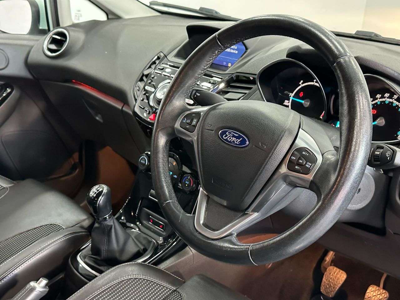 2016 FORD FIESTA 2016 FORD FIESTA