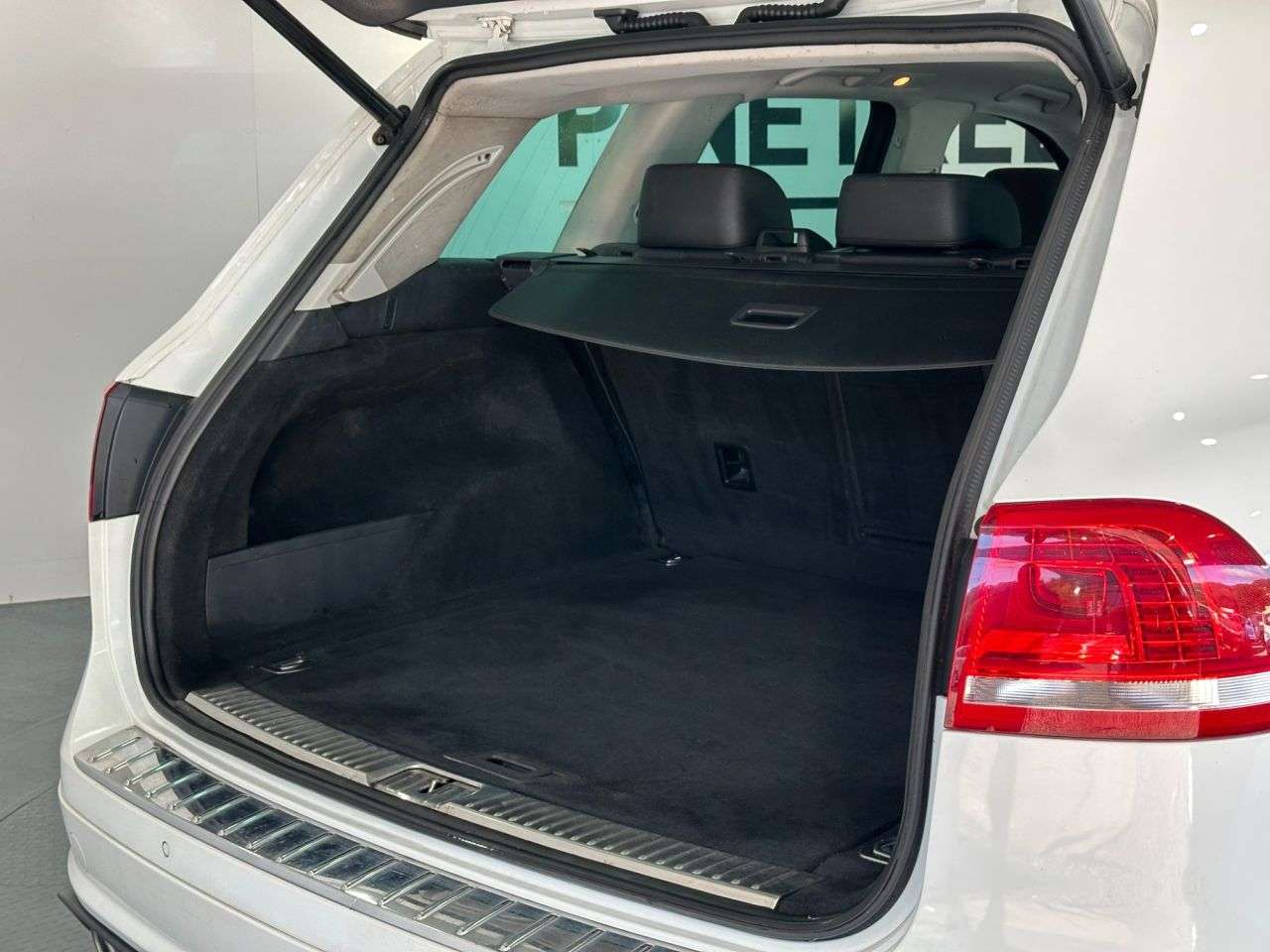 2013 VOLKSWAGEN TOUAREG 2013 VOLKSWAGEN TOUAREG
