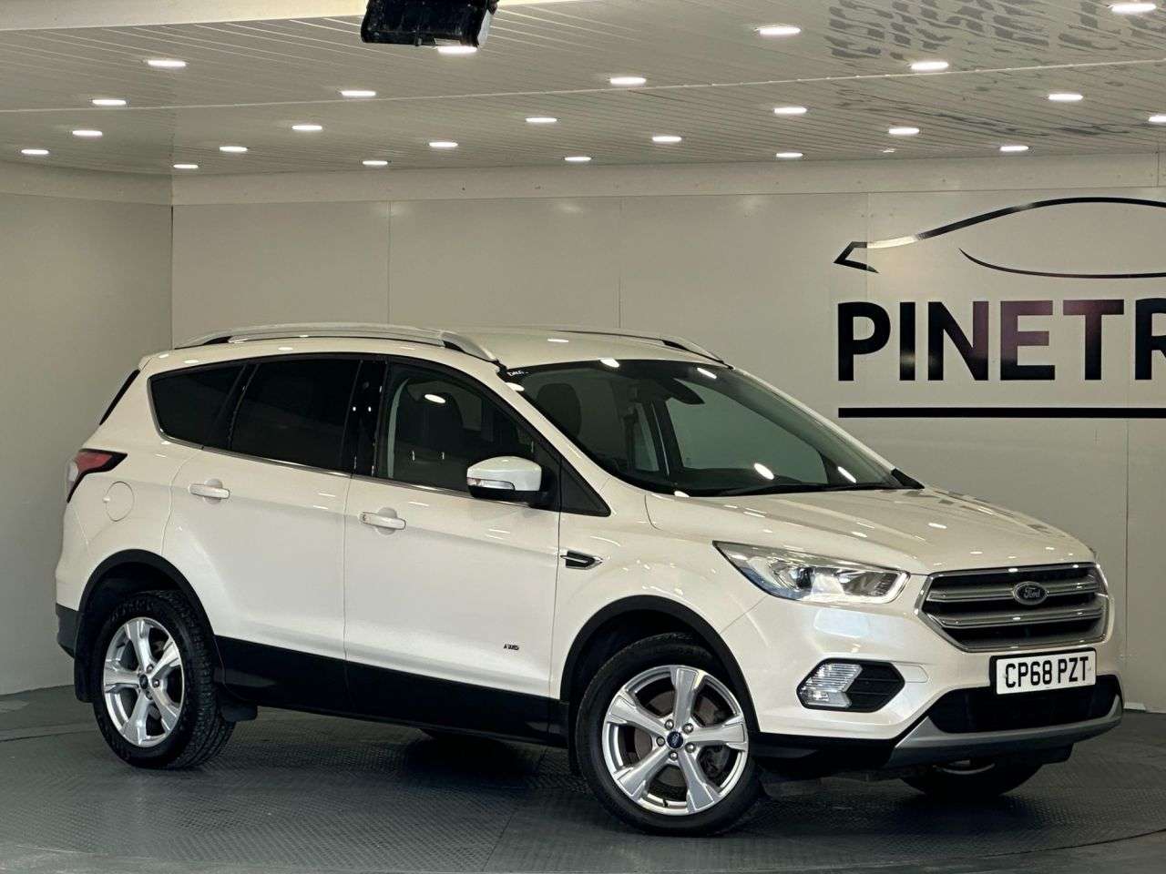 A 2018 FORD KUGA 2.0 TDCi Titanium SUV 5dr Diesel Manual AWD Euro 6 (s/s) (180 ps) A 2018 FORD KUGA 2.0 TDCi Titanium SUV 5dr Diesel Manual AWD Euro 6 (s/s) (180 ps)
