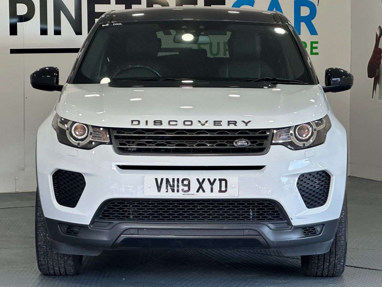 A 2019 LAND ROVER DISCOVERY SPORT 2.0 TD4 Landmark SUV 5dr Diesel Auto 4WD Euro 6 (s/s) (180 ps) A 2019 LAND ROVER DISCOVERY SPORT 2.0 TD4 Landmark SUV 5dr Diesel Auto 4WD Euro 6 (s/s) (180 ps)