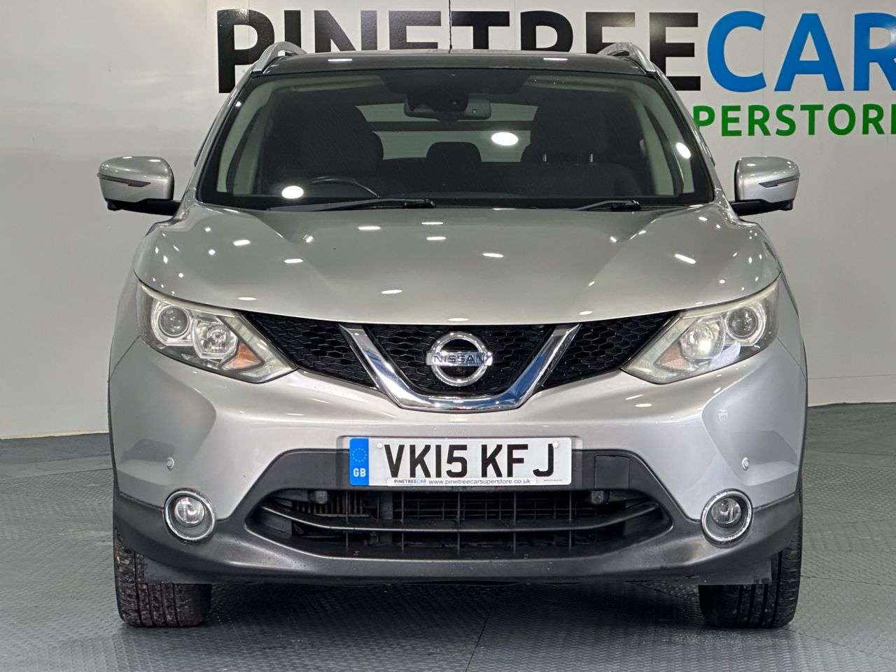 A 2015 NISSAN QASHQAI 1.6 dCi n-tec+ SUV 5dr Diesel Manual 2WD Euro 5 (s/s) (130 ps) A 2015 NISSAN QASHQAI 1.6 dCi n-tec+ SUV 5dr Diesel Manual 2WD Euro 5 (s/s) (130 ps)