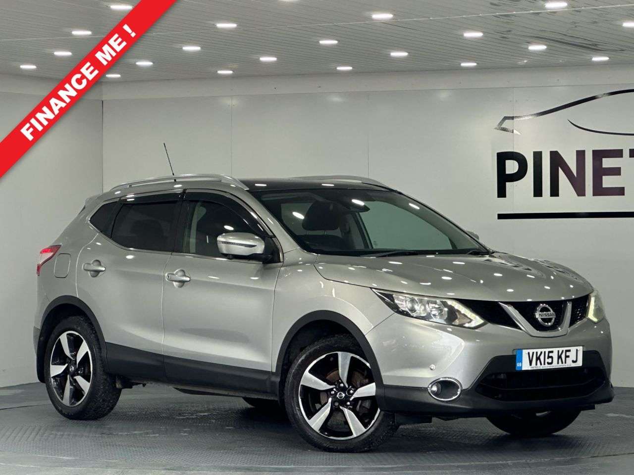 A 2015 NISSAN QASHQAI 1.6 dCi n-tec+ SUV 5dr Diesel Manual 2WD Euro 5 (s/s) (130 ps) A 2015 NISSAN QASHQAI 1.6 dCi n-tec+ SUV 5dr Diesel Manual 2WD Euro 5 (s/s) (130 ps)