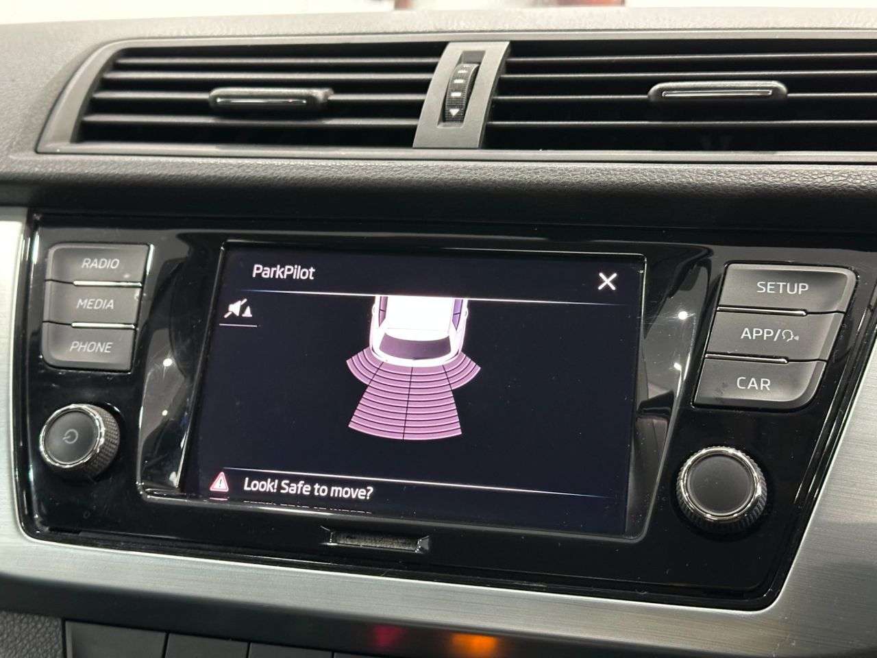 2018 SKODA FABIA 2018 SKODA FABIA