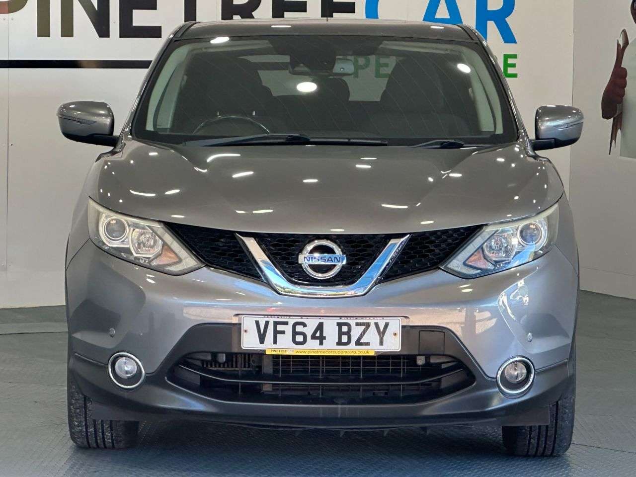 A 2015 NISSAN QASHQAI 1.5 dCi Acenta+ SUV 5dr Diesel Manual 2WD Euro 5 (s/s) (110 ps) A 2015 NISSAN QASHQAI 1.5 dCi Acenta+ SUV 5dr Diesel Manual 2WD Euro 5 (s/s) (110 ps)