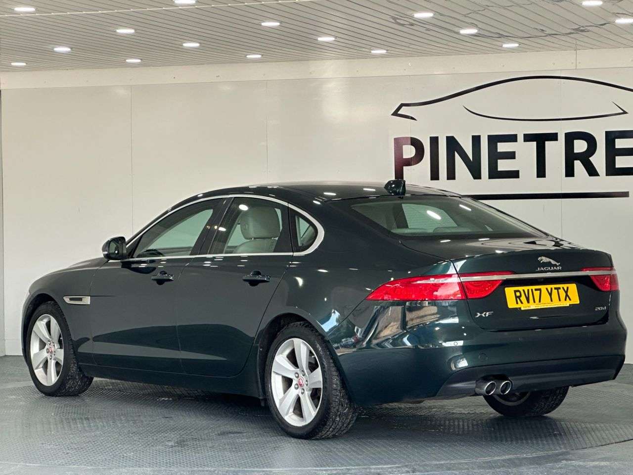 2017 JAGUAR XF 2017 JAGUAR XF
