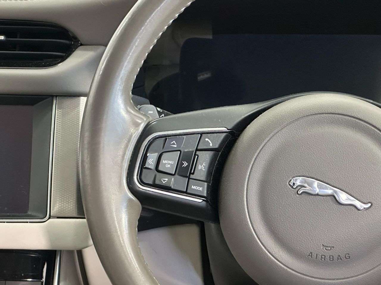 2017 JAGUAR XF 2017 JAGUAR XF