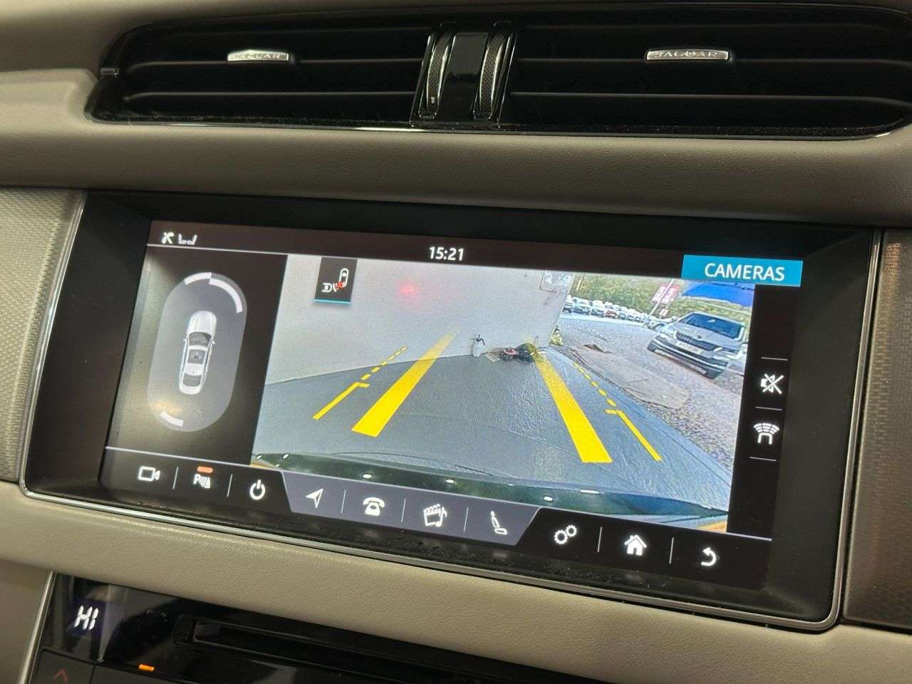 2017 JAGUAR XF 2017 JAGUAR XF