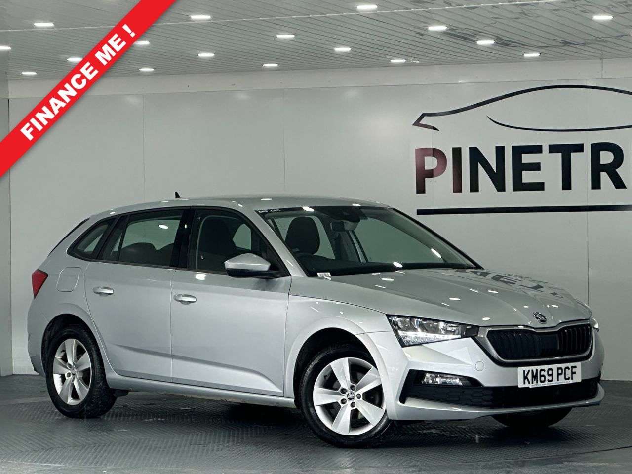 A 2019 SKODA SCALA 1.0 TSI SE Hatchback 5dr Petrol Manual Euro 6 (s/s) (115 ps) A 2019 SKODA SCALA 1.0 TSI SE Hatchback 5dr Petrol Manual Euro 6 (s/s) (115 ps)