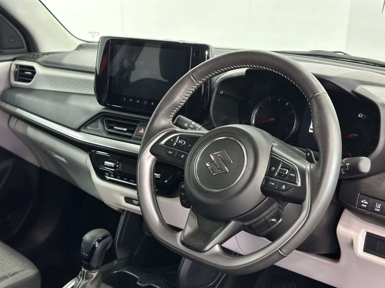 2024 SUZUKI SWIFT 2024 SUZUKI SWIFT
