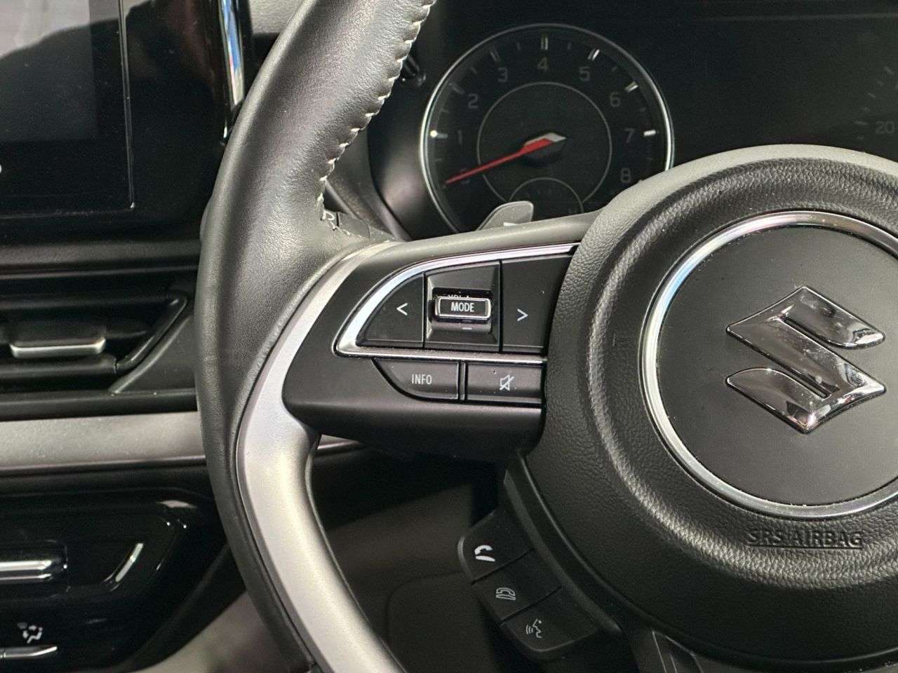 2024 SUZUKI SWIFT 2024 SUZUKI SWIFT