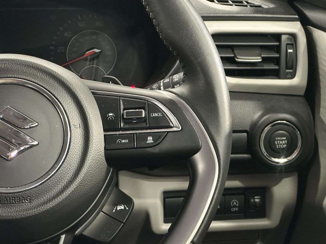 2024 SUZUKI SWIFT 2024 SUZUKI SWIFT
