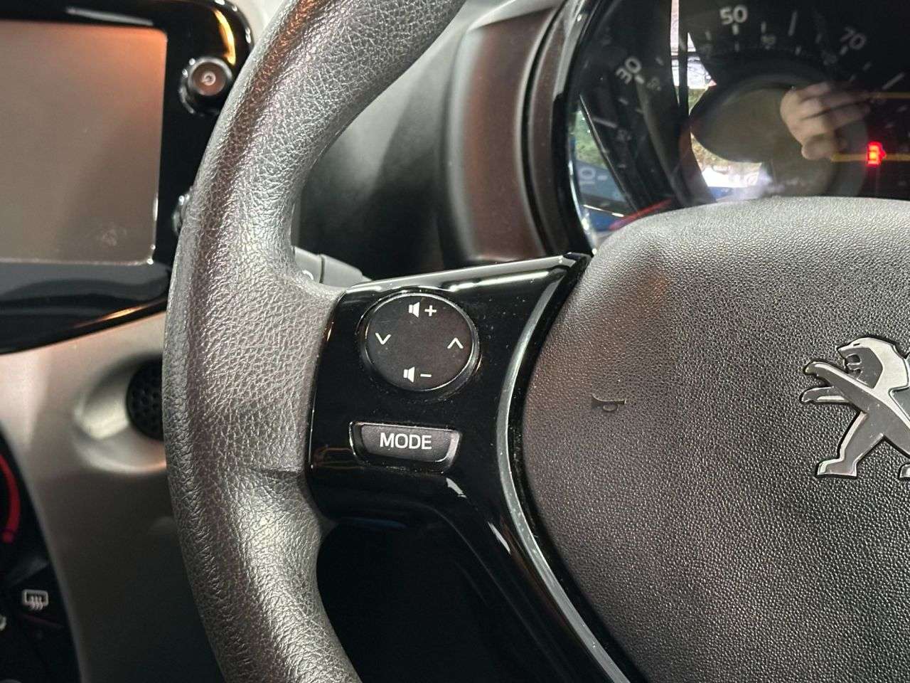 2017 PEUGEOT 108 2017 PEUGEOT 108