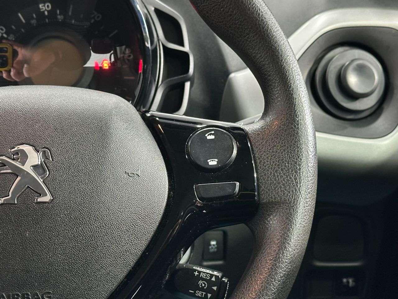 2017 PEUGEOT 108 2017 PEUGEOT 108